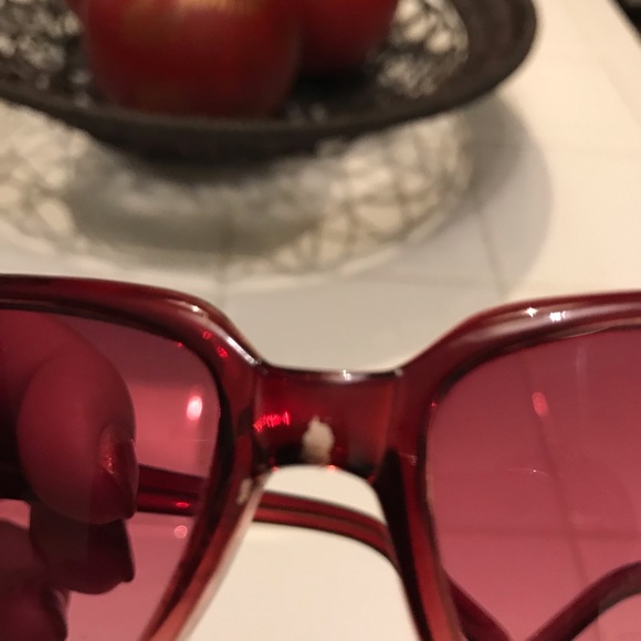 Daisy Fuentes Sunglasses - Picture 5 of 5